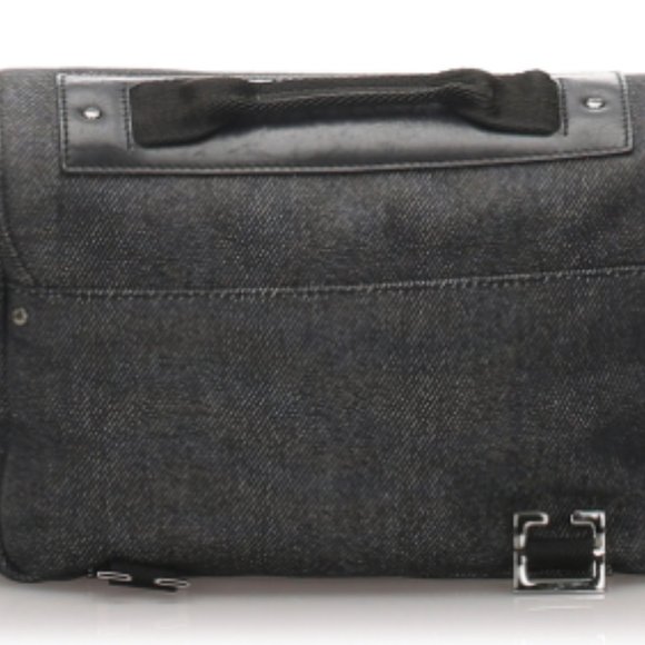 Pristine GUCCI Messenger Bag - Picture 13 of 13